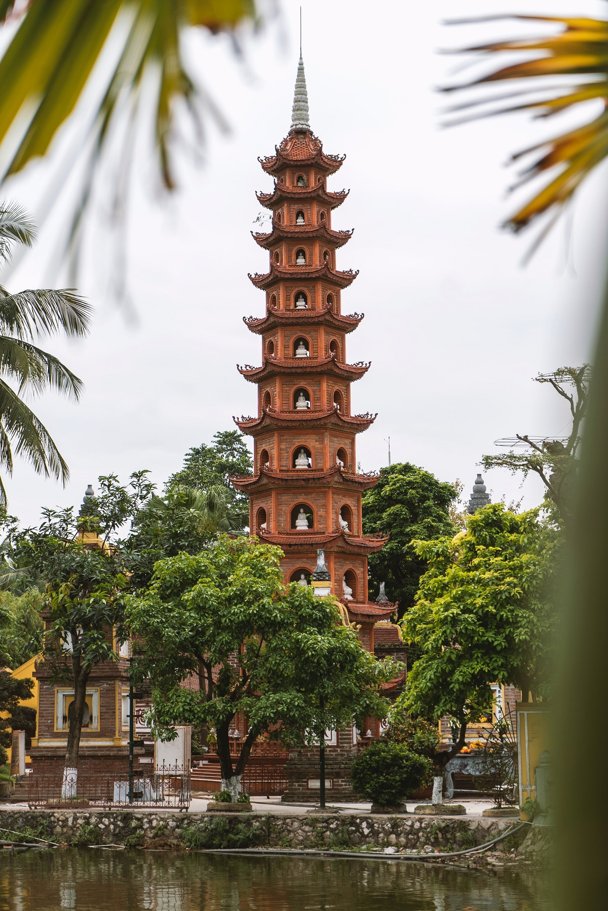 Tran Quoc Pagoda, Hanoi
