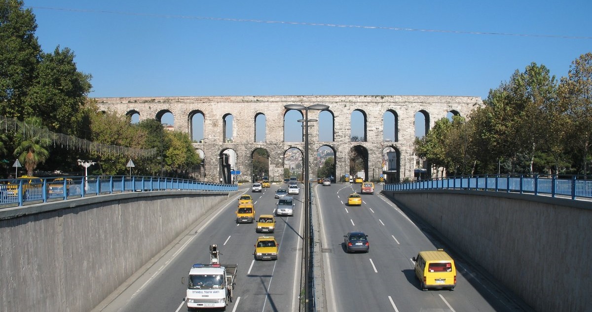 Valens Aqueduct, Istanbul