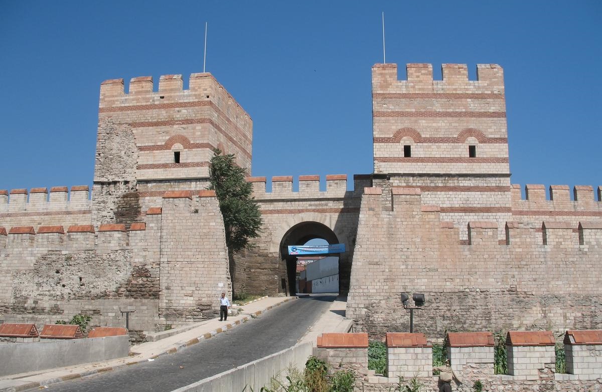 Walls of Constantinople, Istanbul